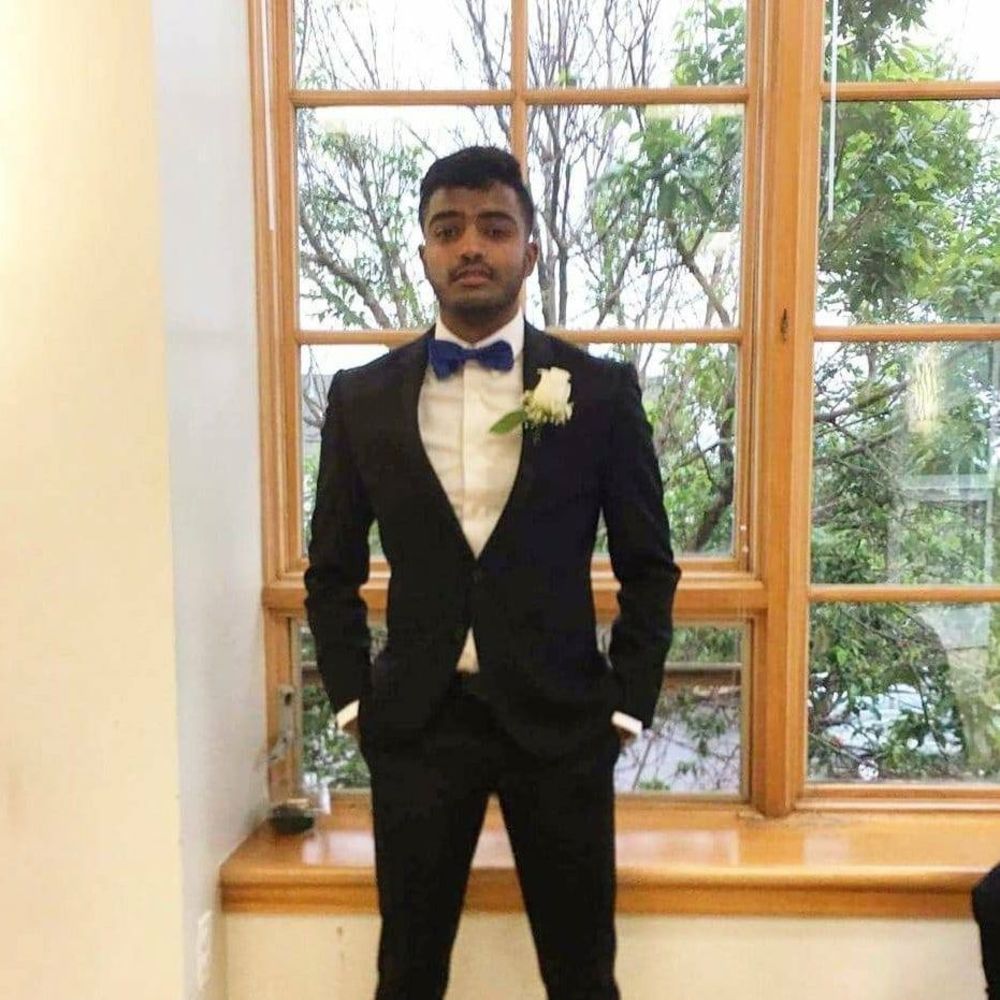 Meet your Posher, Praneeth